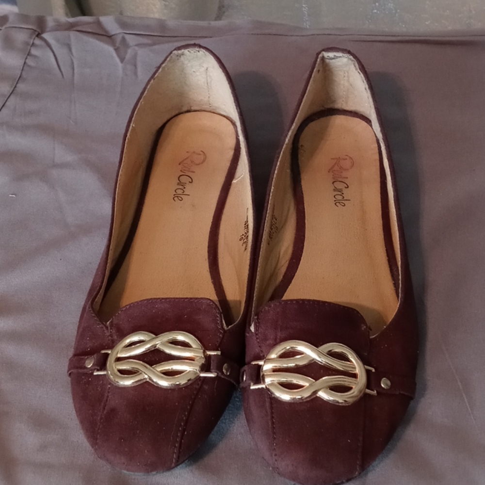 Red Circle Ladies' Flats